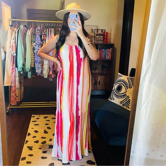 BB DAKOTA Colorful Pleated Sleeveless Maxi Dress - Picture 7 of 10